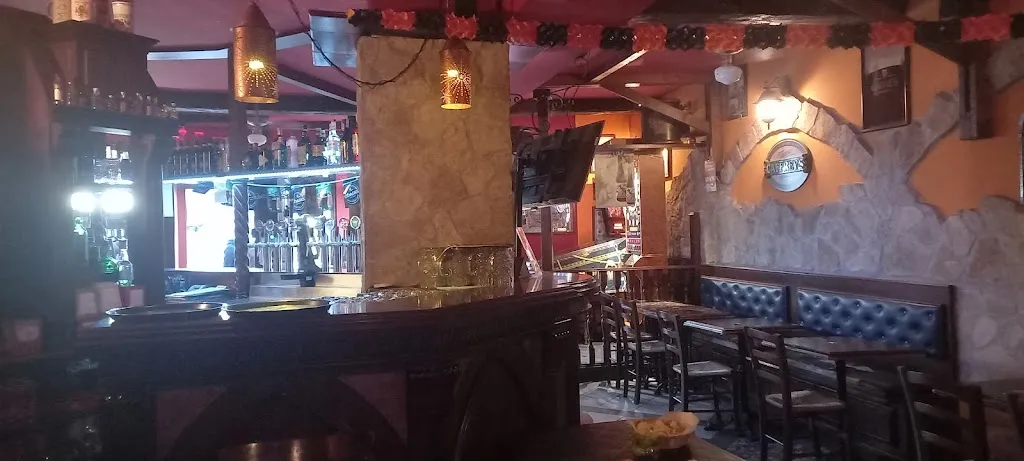 Mario Bargna_Publican_Cadorago-Caslino al Piano_review