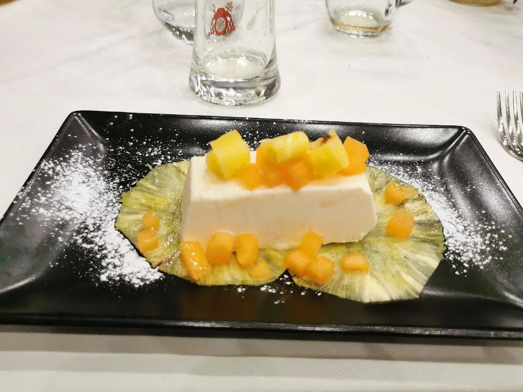 Ristorante Il Larice_Cadrezzate_slider_image_3