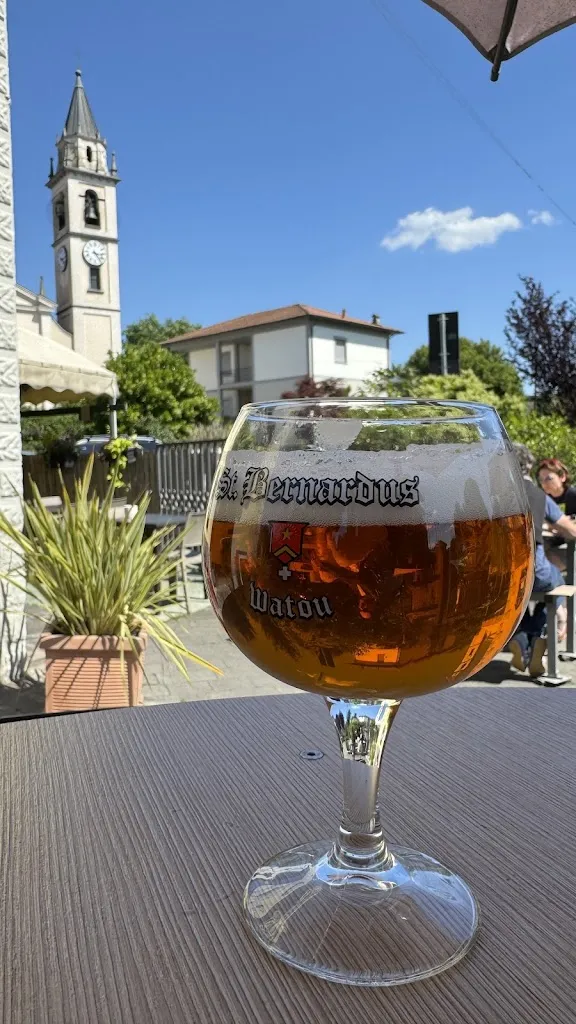 Dan Manole_La Parada_Cadrezzate_recensione