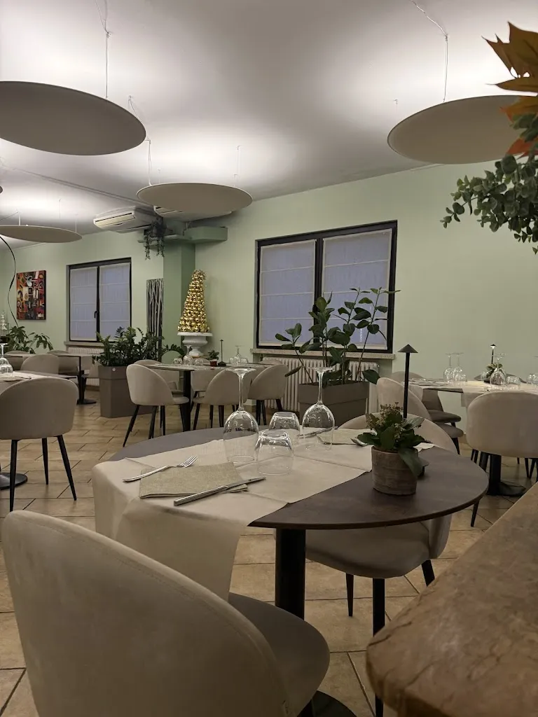 Bar Ristorante Pizzeria Miralago restaurant in Cadrezzate