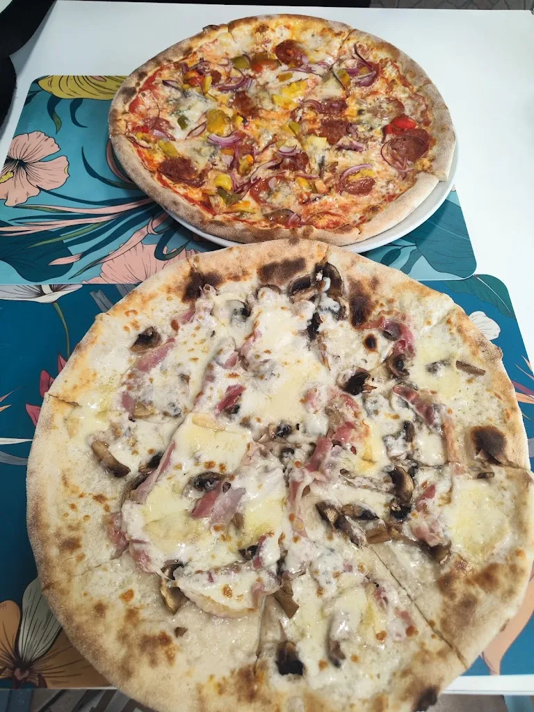 Ewa Ziółkowska_Pizzeria Cleopatra_Calcinate_review