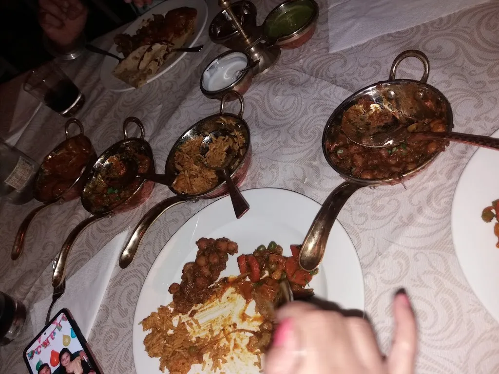 Menu_Punjab Resort-Taste of India_Calcinate_image_4