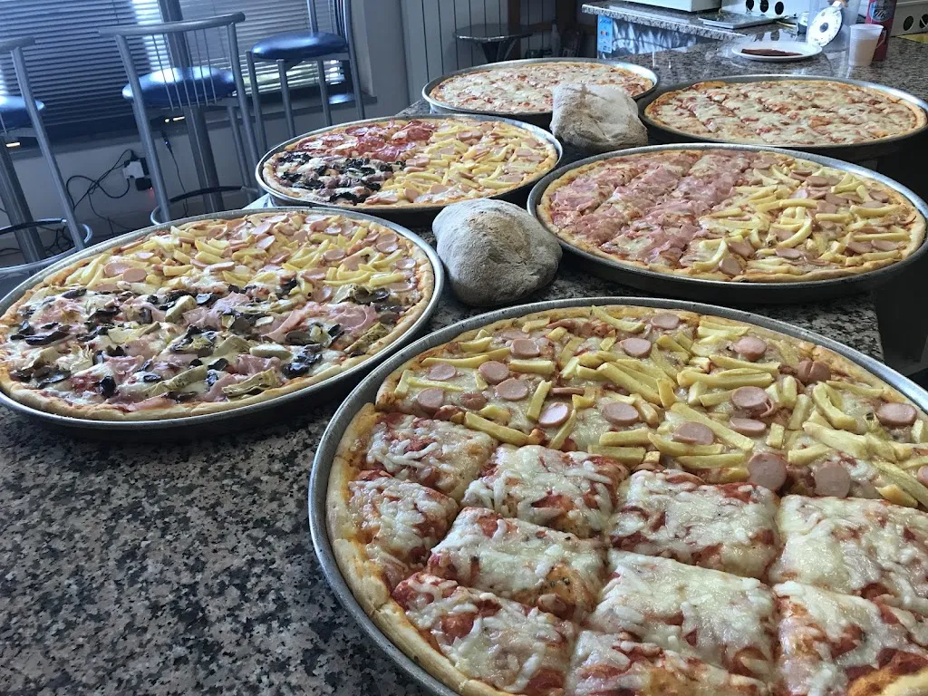 Zedda Pizza_Calcinate_slider_image_2