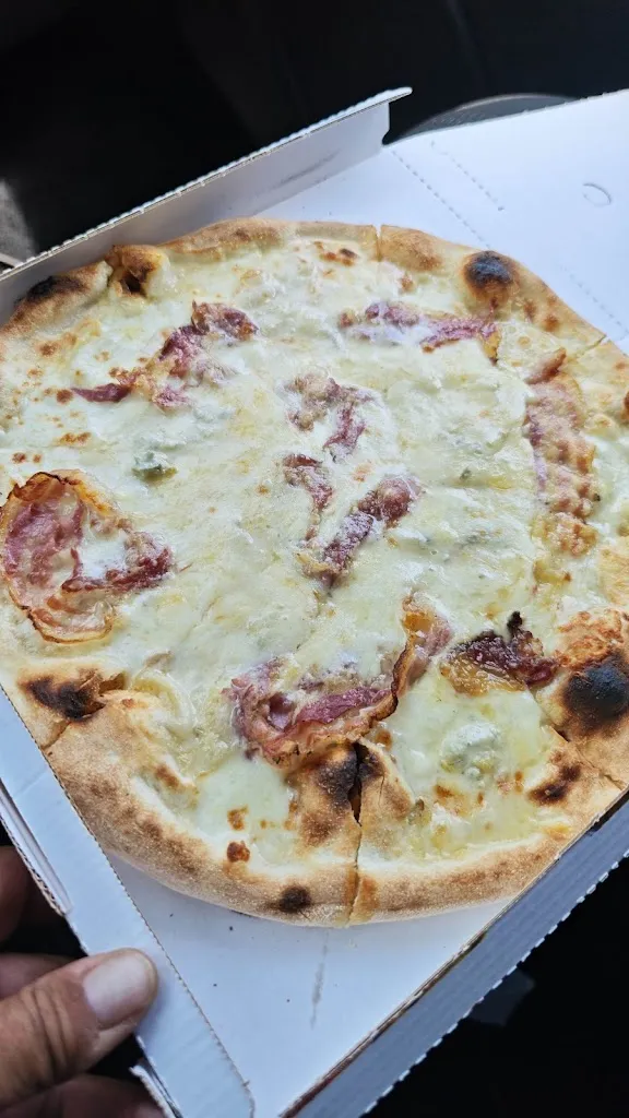 Mihai B_Pizza e piada_Calcinate_review