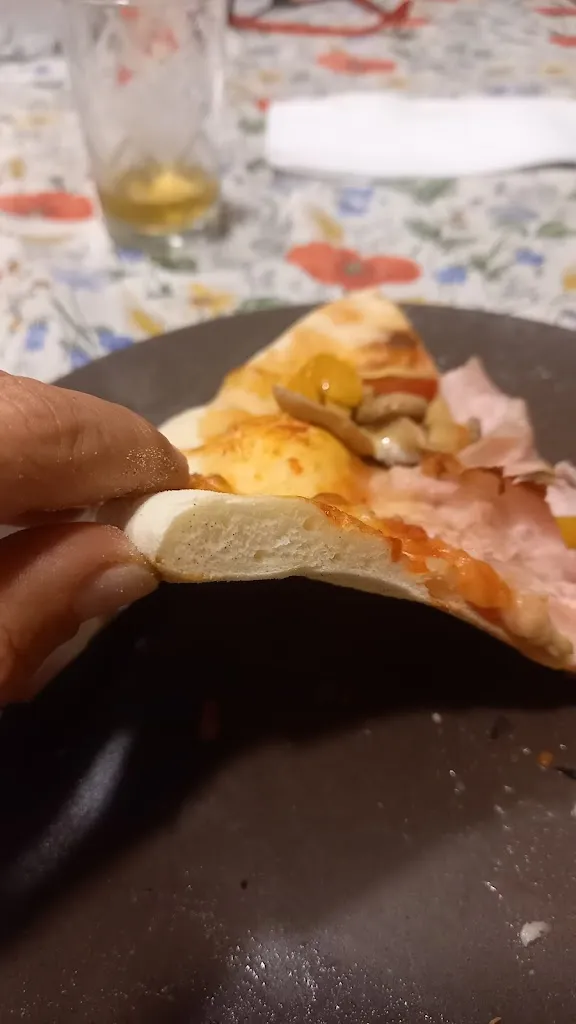 Debora_Pizzeria D'Asporto Fuori di Pizza_Cabiate_recensione