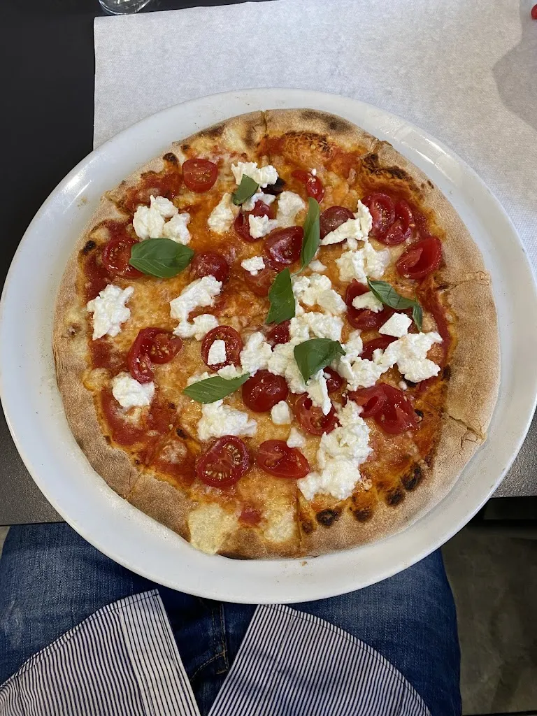 Rubens Saladino_Pizzeria D'Asporto Fuori di Pizza_Cabiate_recensione