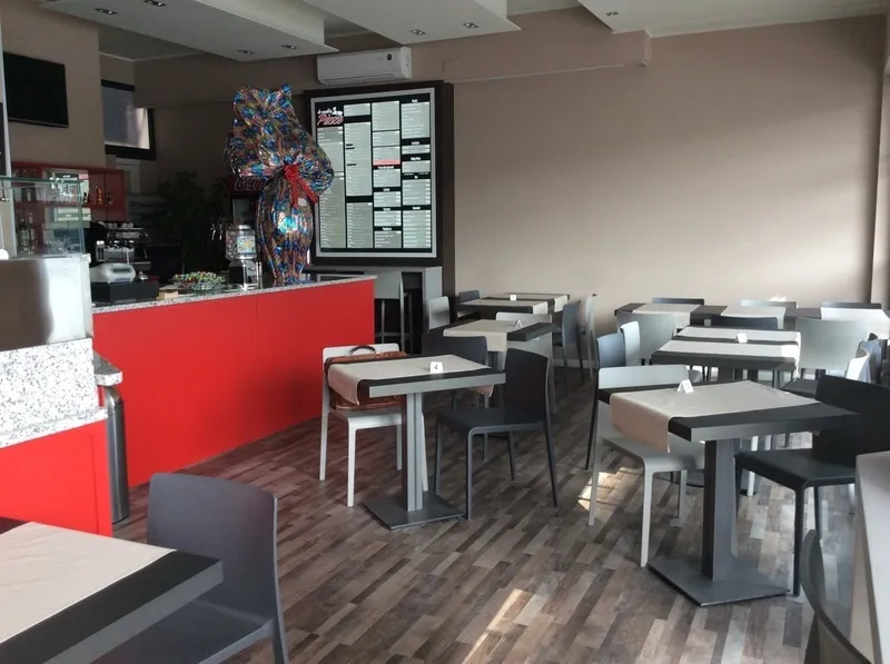 Pizzeria D'Asporto Fuori di Pizza_Cabiate_slider_image_3