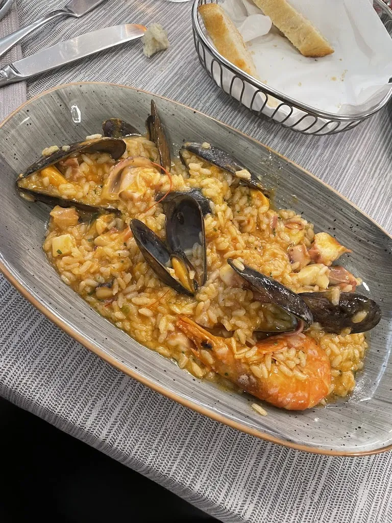 Nicolas Acquachiara_La Terra delle Tradizioni_Cabiate_review