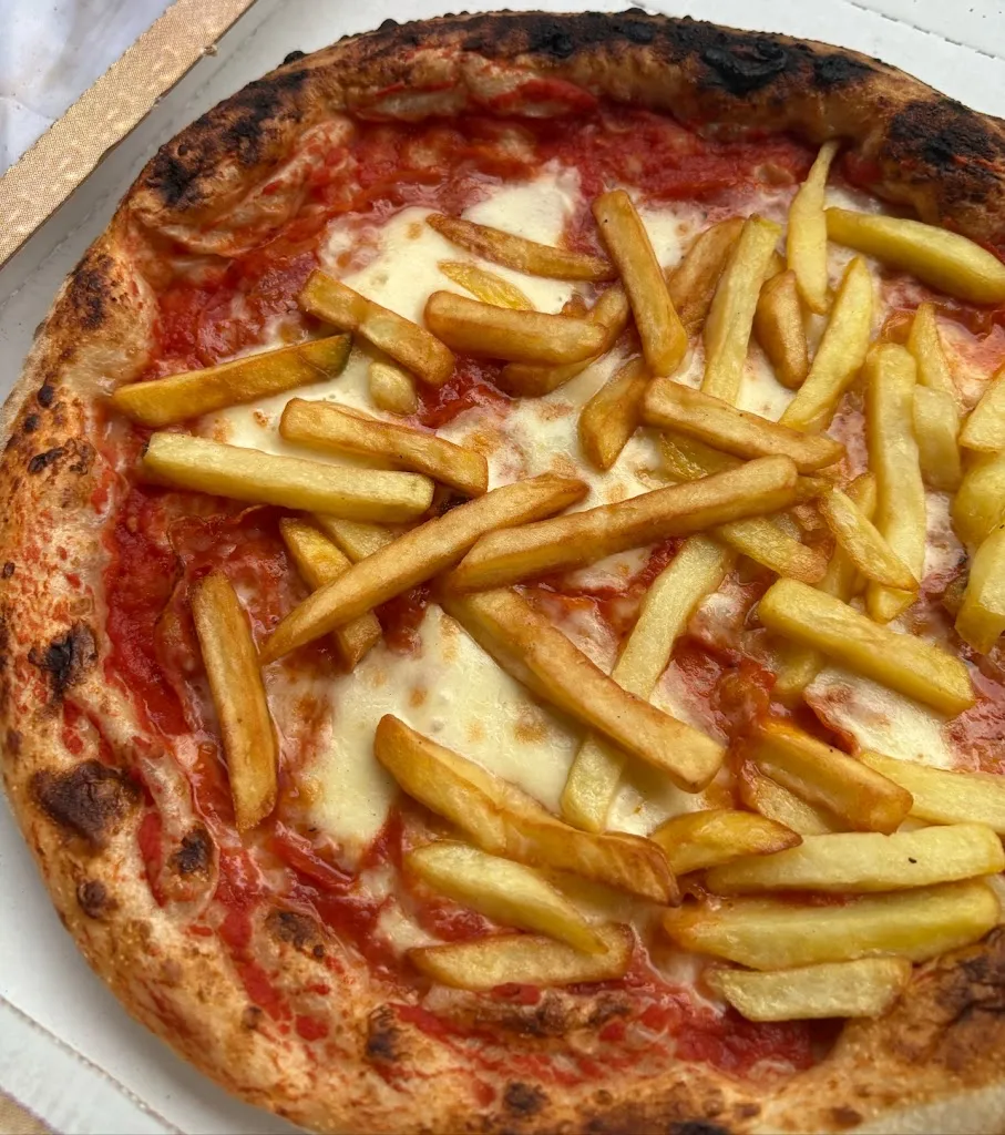 Maria Ippolito_PIZZERIA SANTORO Farina & Pumarùoru_Cabiate_review