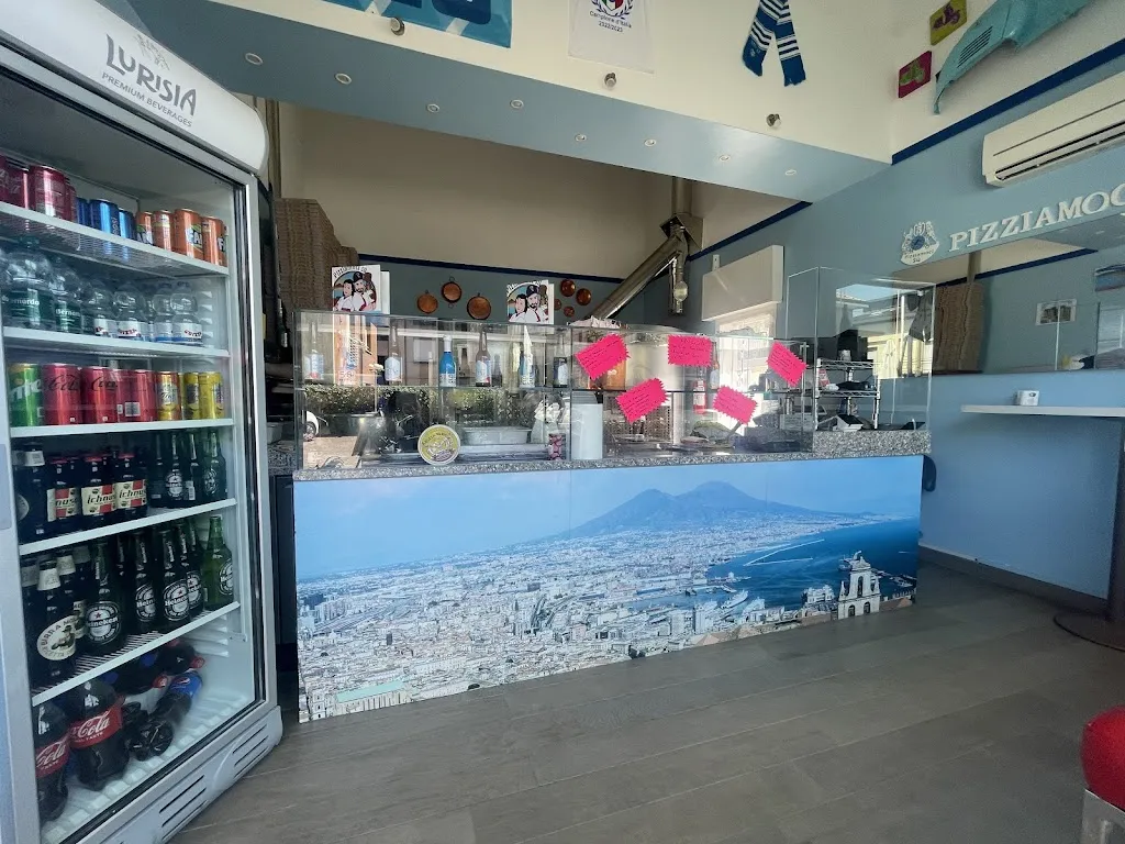 PIZZERIA SANTORO Farina & Pumarùoru restaurant in Cabiate