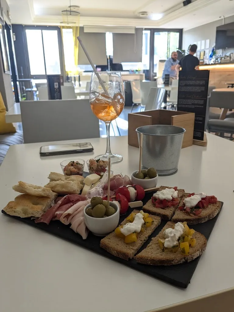 Menu_Feelings - Fried chicken & cocktails_Cabiate_image_5