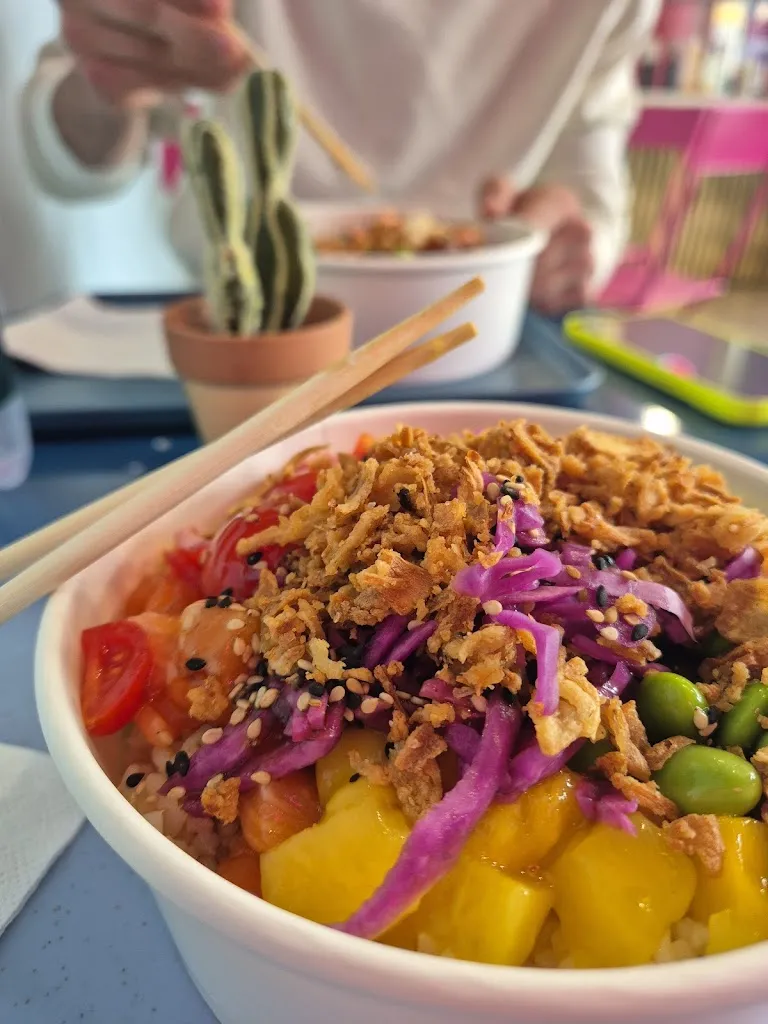 M’ami poke_Cabiate_slider_image_3