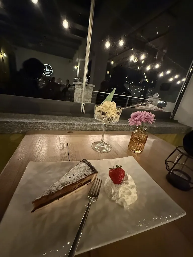 Vaishnavi Kapare_Veranda Beach_Calozzo_review