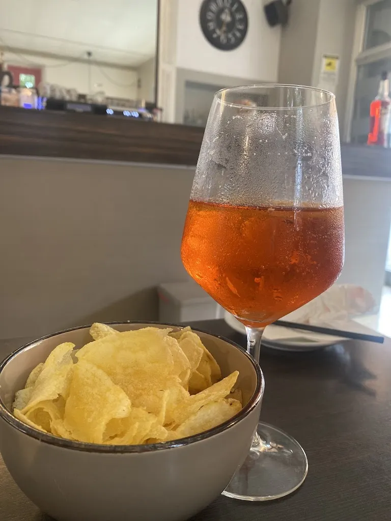 michela saleri_Liki Liki Bar/Gelateria_Calcinato_review