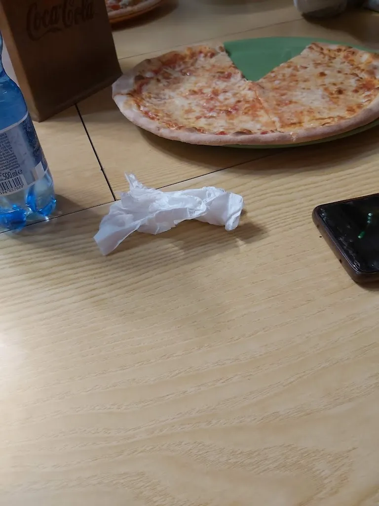 Menu_Pizza Top_Caleppio_image_8