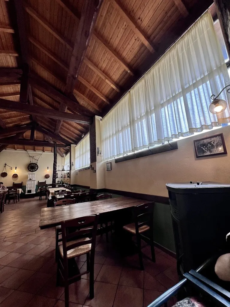 Grangia restaurant in Caleppio