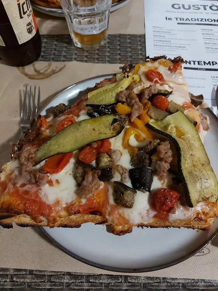 Mara Locardi_Gustò - PizzaPerFetta_Caleppio_review