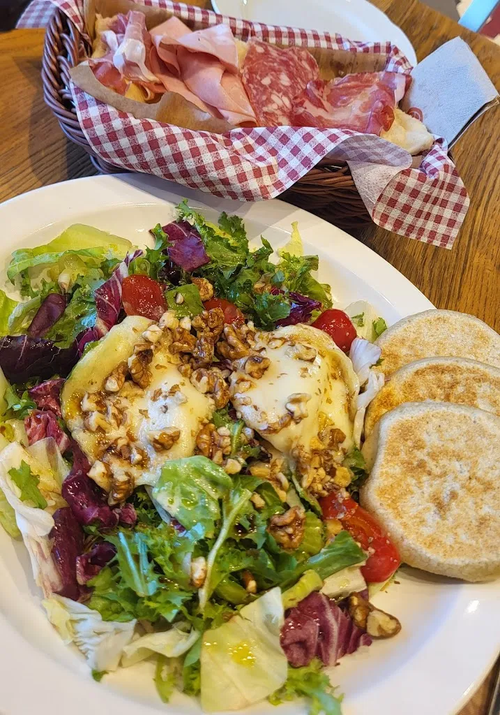 Daniel Castillo_Dispensa Emilia Pantigliate_Caleppio_review