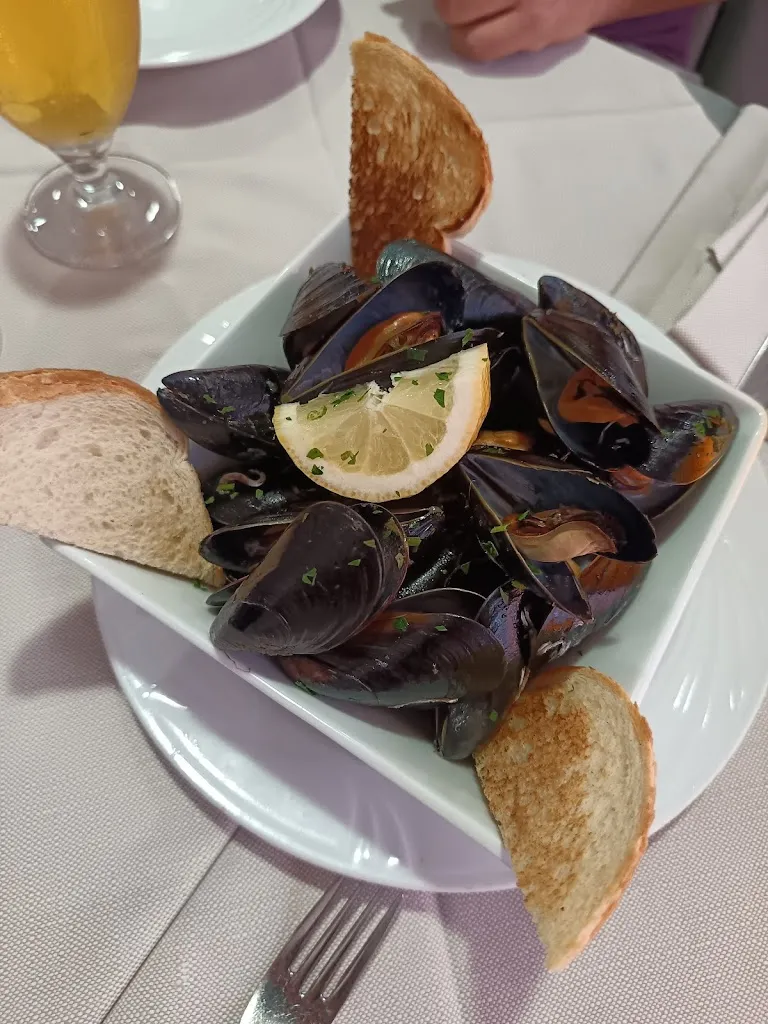 Santi P._Ristorante Pizzeria Il Pescatore_Caleppio_review