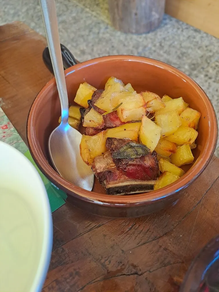 Mattia Frigerio_Rifugio Cespedosio_Camerata Cornello_review