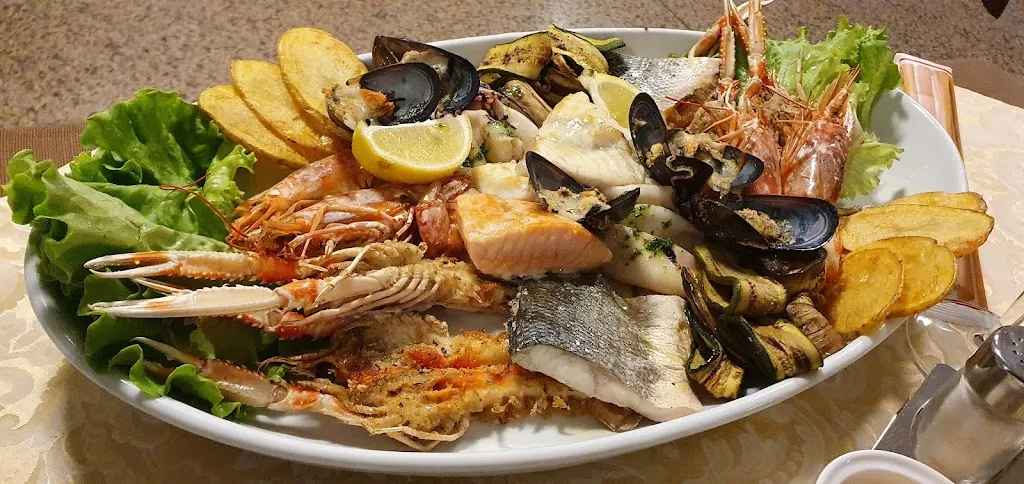 Ristorante Pizzeria La Baracca_Camerata Cornello_slider_image_2