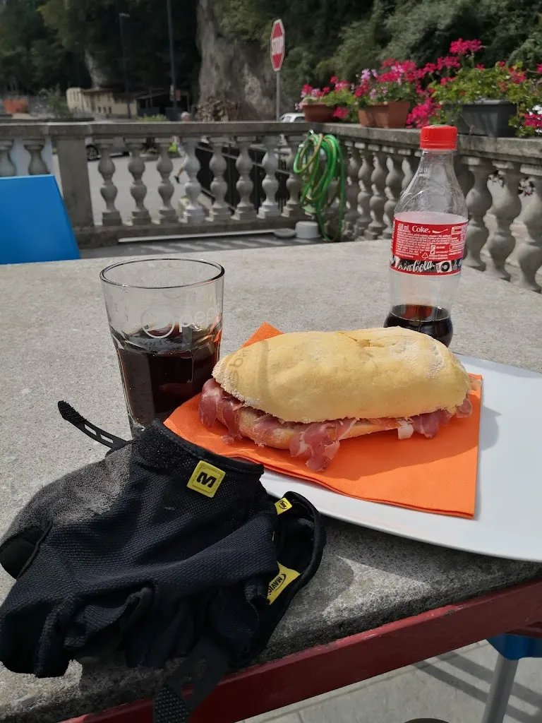 Menu_Bar Miniere di Tassi Maria Rosa_Camerata Cornello_image_3