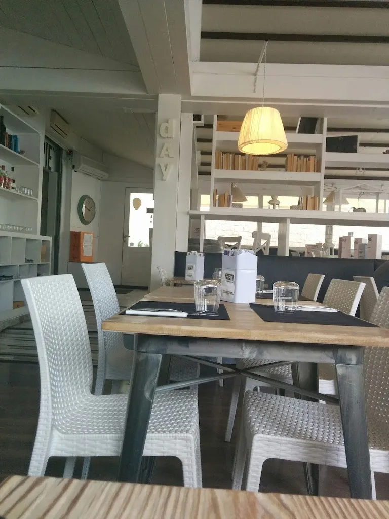 Domenico Ricci_Papiè_Acquaviva delle Fonti_recensione