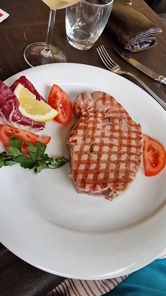 Sandy Vu_La Cascata_Camnago-Boscone_review