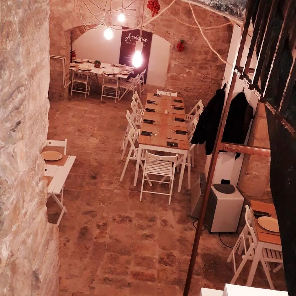 ARROSTERIA di Macelleria in piazza restaurant in Acquaviva delle Fonti