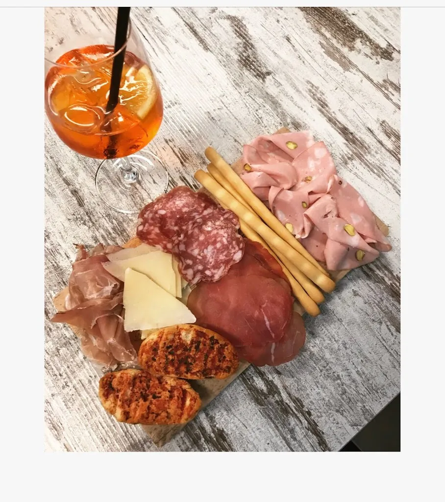 Bar Deja-Vu Coffe e Bed&Breakfast Calvisano_Calvisano_slider_image_2