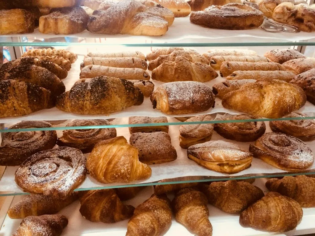 Bar Deja-Vu Coffe e Bed&Breakfast Calvisano_Calvisano_slider_image_3