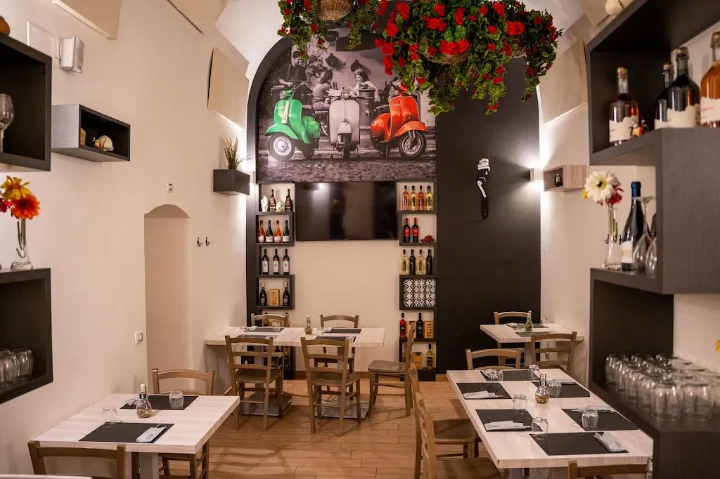 ITALIANS RistoPizza restaurant in Acquaviva delle Fonti