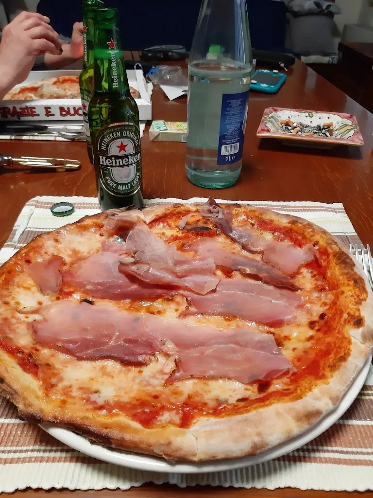 Paola Demetria Bignotti_Pizza Express Amalfitana_Calvisano_review