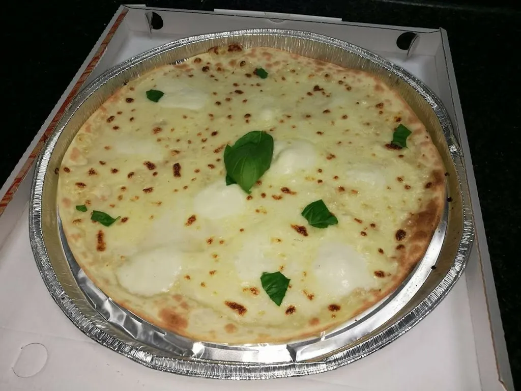 Pizza Express Amalfitana_Calvisano_slider_image_2