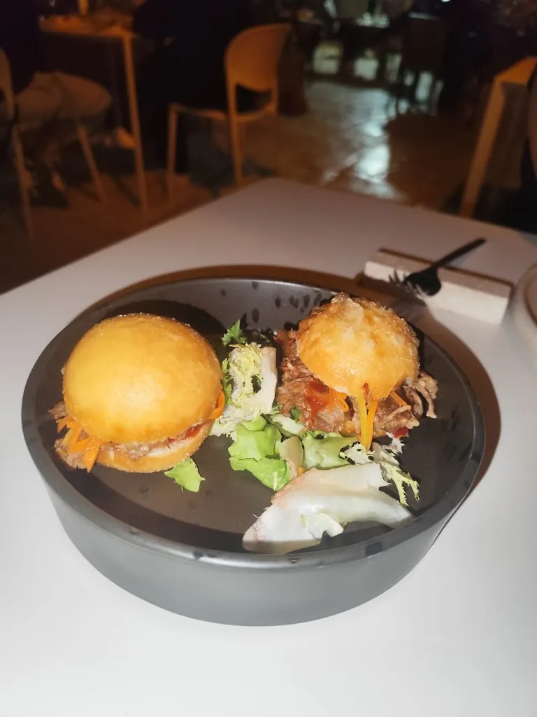 Paola Loconsole_Pizzicà_Acquaviva delle Fonti_review