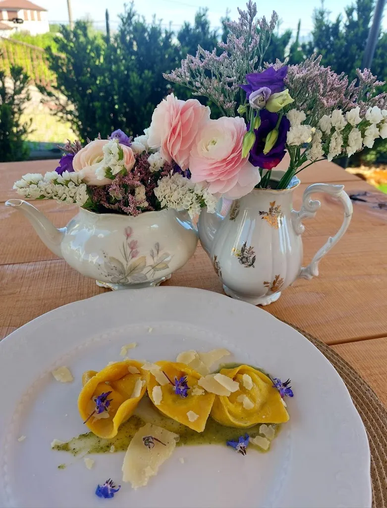 Maggioni 039 Ristorante B&B_Campofiorenzo-California_slider_image_3