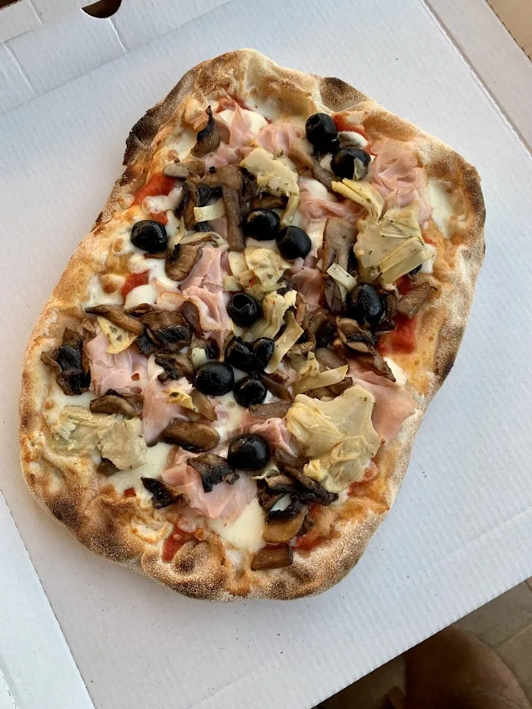 Menu_Pizzeria Mon Amour_Campofiorenzo-California_image_9