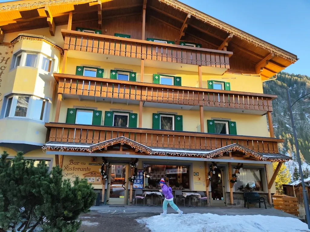 Bar Caffetteria Ladina_Campitello_slider_image_3