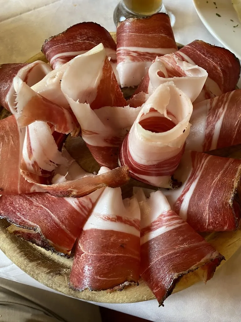 Ristorante trattoria Heidi_Campitello_slider_image_3