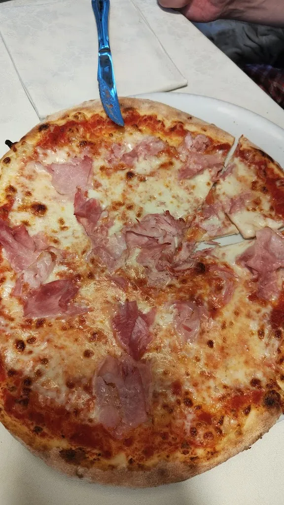 Menü_Residence Ristorante Pizzeria Kamerloy_Campitello_Bild_6