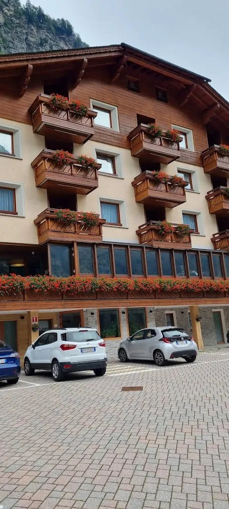 Anita Linner_Ristorante Pizzeria Alps Oriental_Campodolcino_review