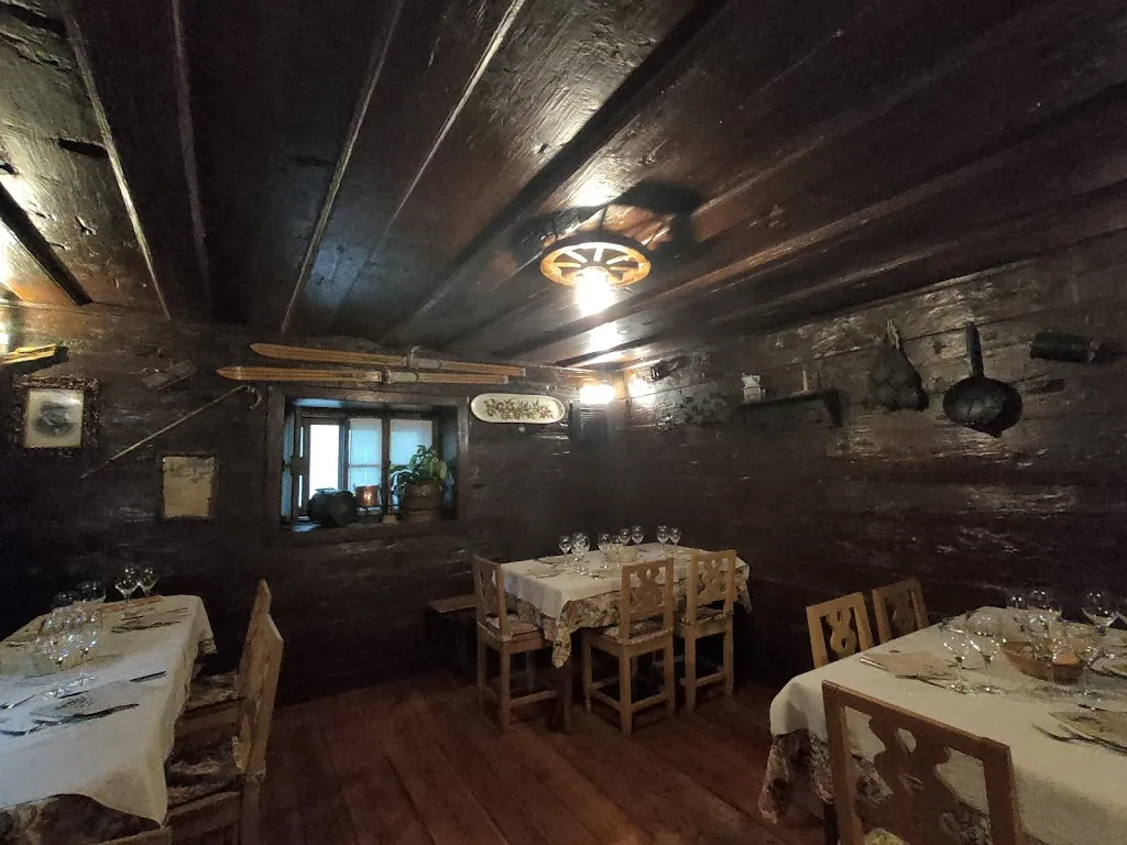 Osteria Vegia restaurant in Campodolcino