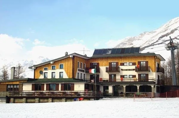 Albergo Baita Del Sole restaurant in Campodolcino