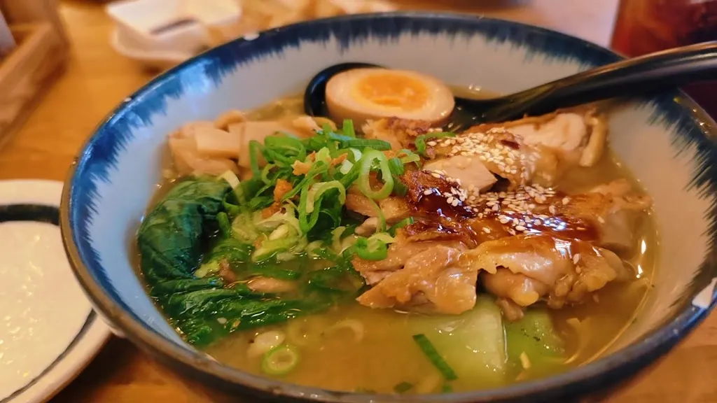 Takumi Ramen Kitchen_Canonica_slider_image_2