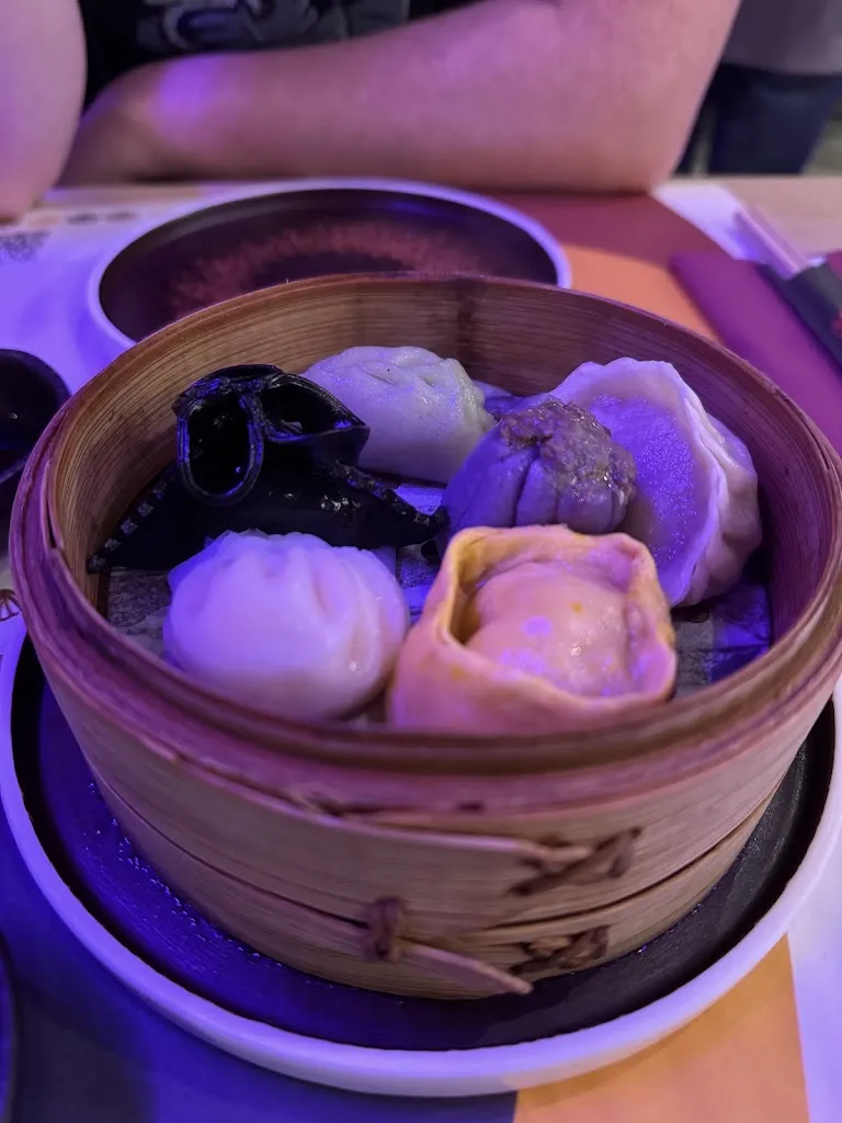 Heidi _Clamour Noodle house_Canonica_review