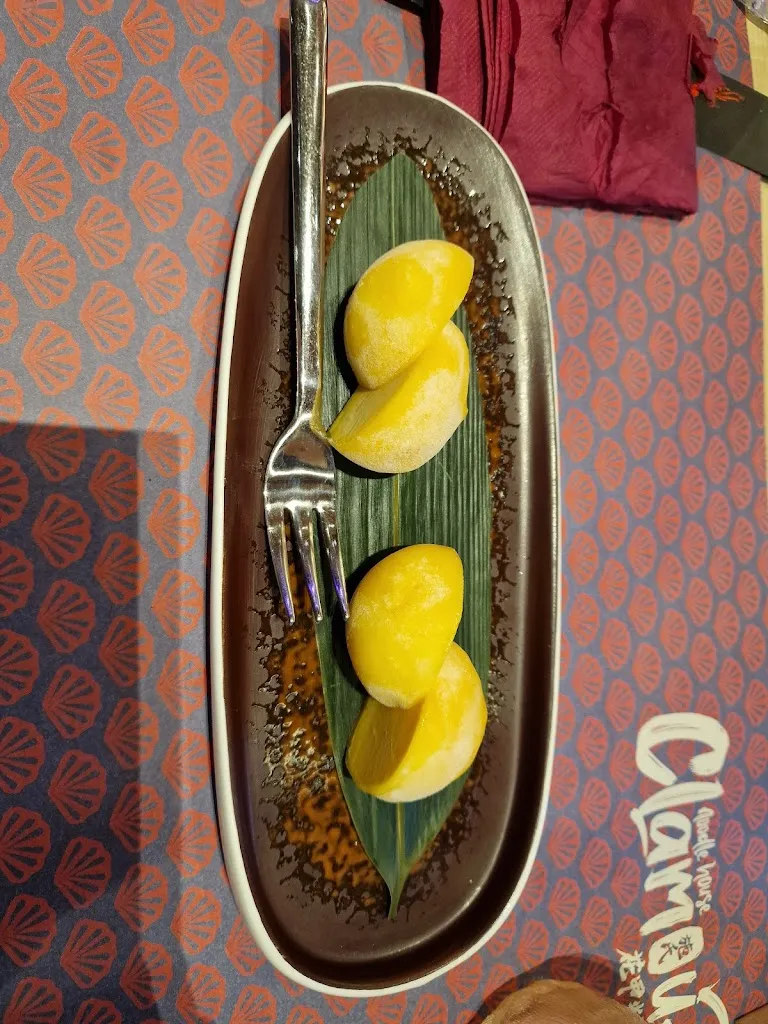 Francesco De Nuccio_Clamour Noodle house_Canonica_review