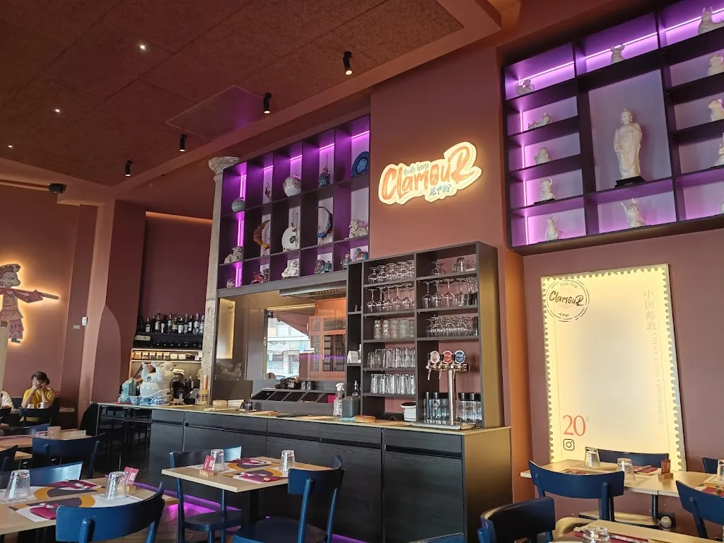 Clamour Noodle house_Canonica_slider_image_3