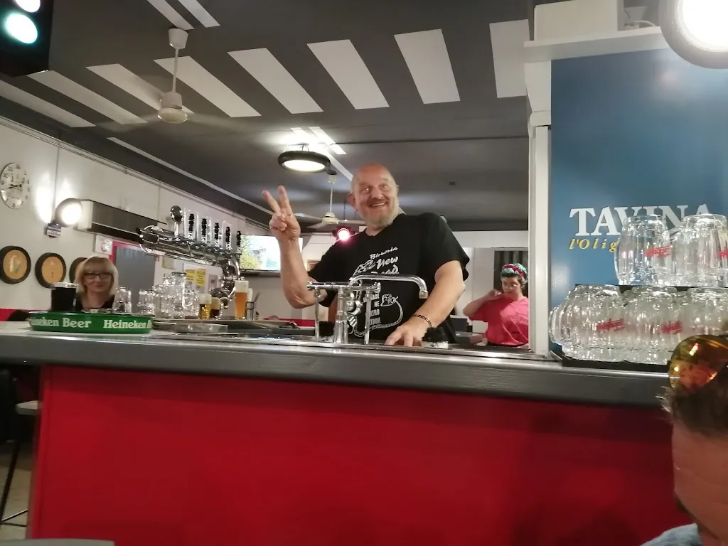 Samantha Battaglia_New Road Trentin Di Giampaolo & C. S.N.C._Candia Lomellina_review