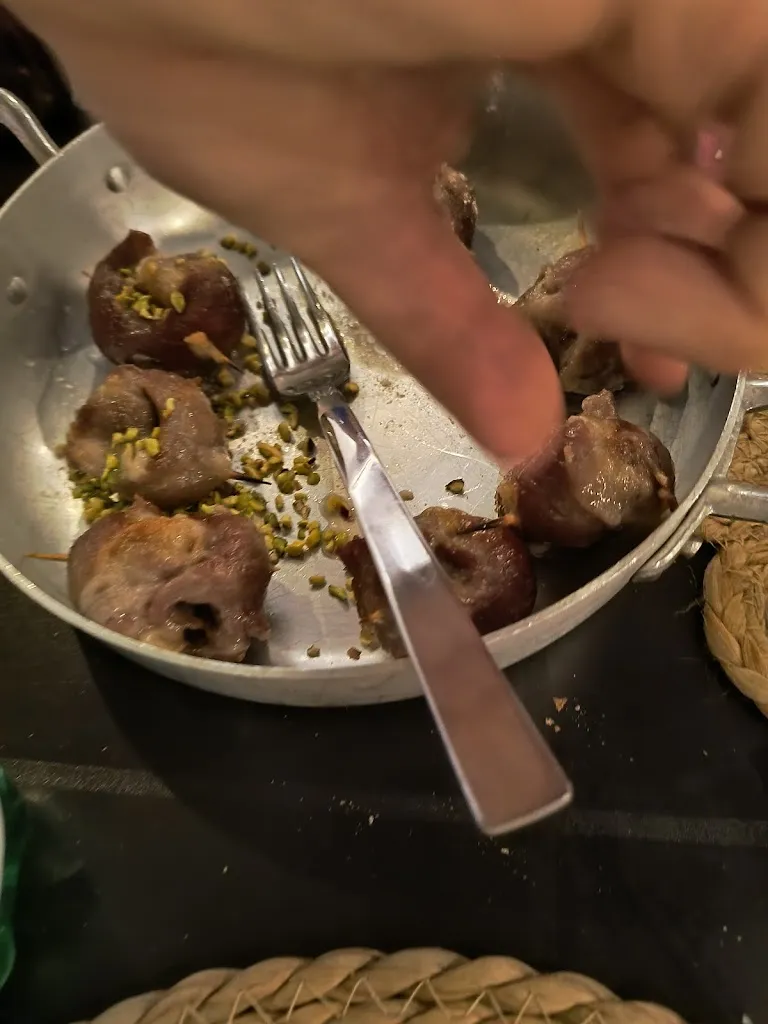 Fla Fla_MACELLERIA E BRACERIA AL VITELLO D`ORO di Ventura Vincenzo_Acquaviva delle Fonti_review