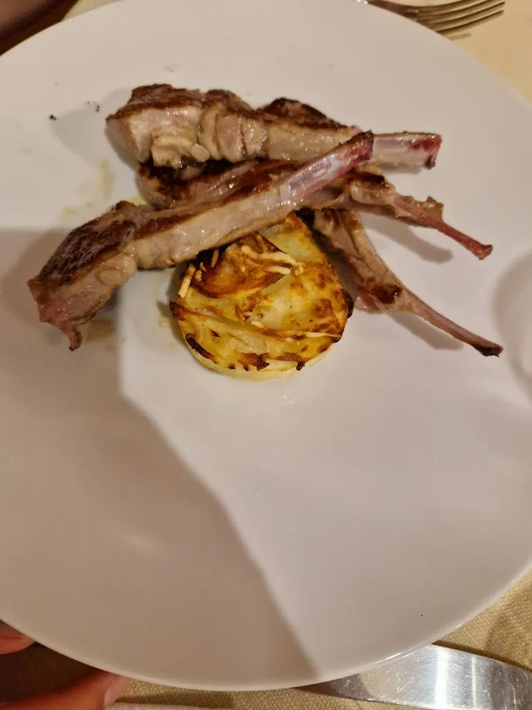 Peter Frederik_Al Cantun_Candia Lomellina_review